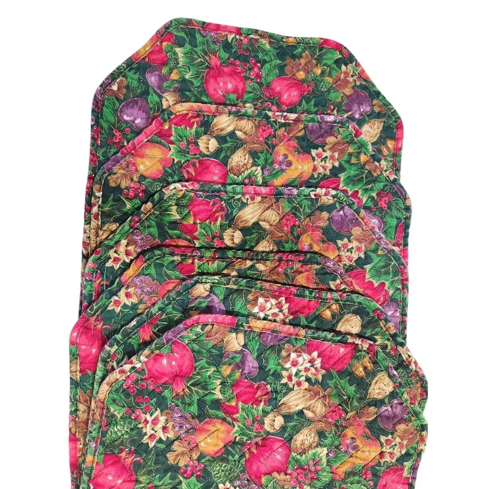 Vtg Retro Handmade Quilted Christmas Fabric Placemats‎ Pomegranate Fig Holly (6)